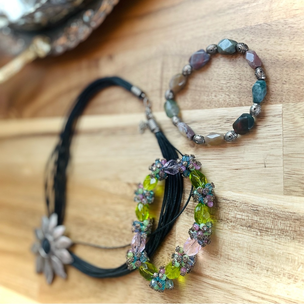 Multicord Hammered Patina Large Flower Pendant + Beaded Multicolor Bracelet Lot